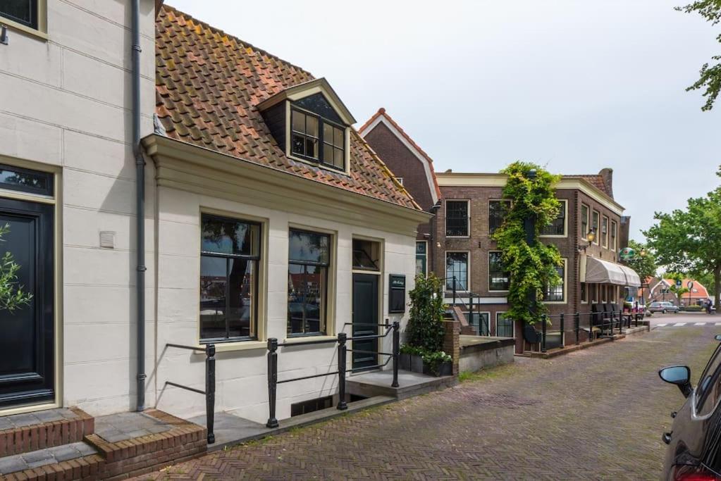 Havenhuisje Medemblik Villa Exterior photo